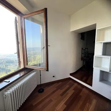 Panorama Apartment *